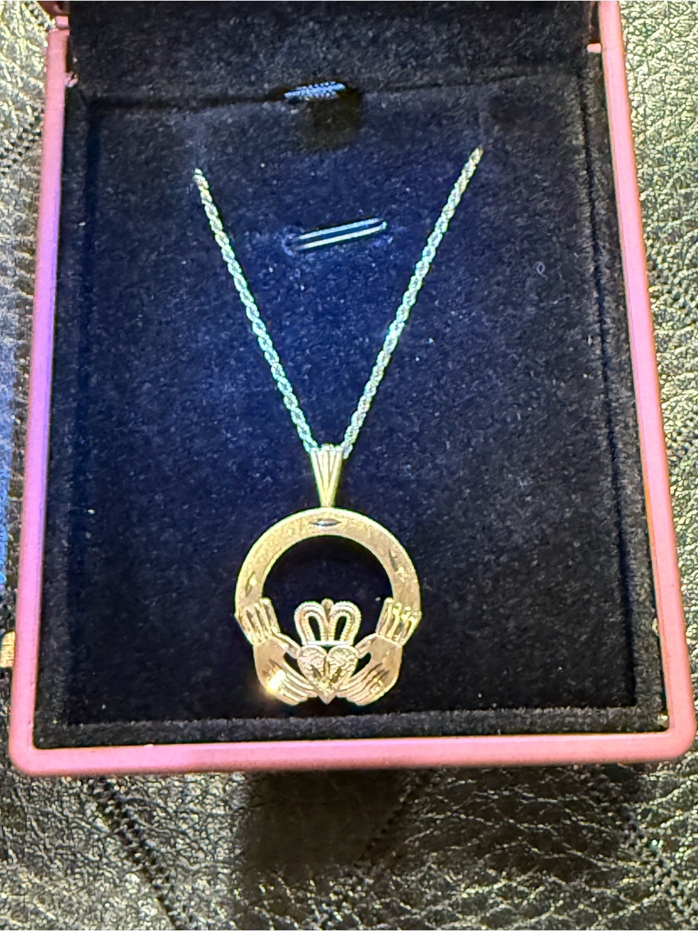 14k Solid Gold Claddagh Pendant Necklace on a 14k gold chain 16”
